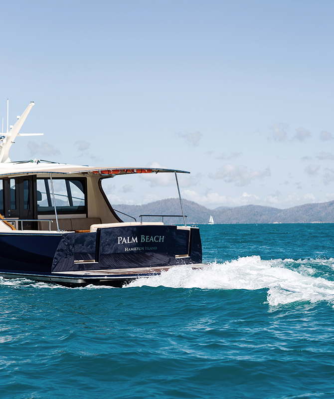 Luxury Motor Yacht Hire Whitsundays Palm Beach Qualia